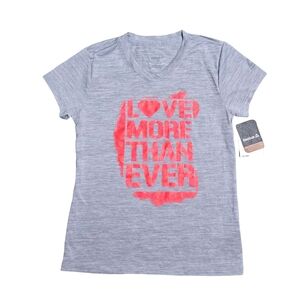 REEBOK Spacedye Love More Than Ever V-Neck Graphic Tee Girls X-Small XS